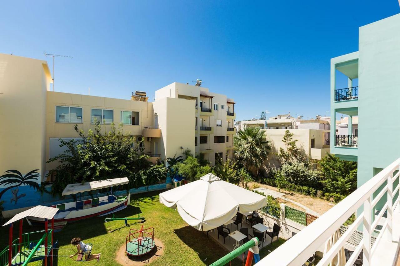 Beachfront Apartment 罗希姆诺 外观 照片